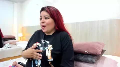 Snapshot of isabela_molina chatting on August 2026 07:27:01 PM ISABELA online show from August 2026 07:27:01 PM