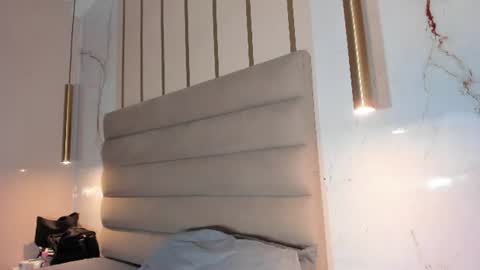 isabelastefano online show from June 2026 03:33:01 AM