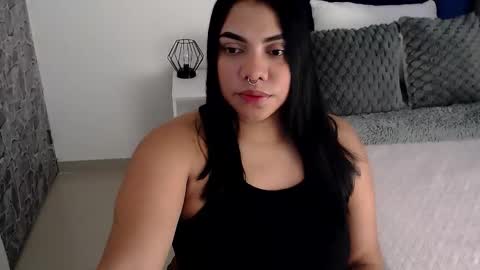 isabelateran online show from February 2026 06:23:01 PM