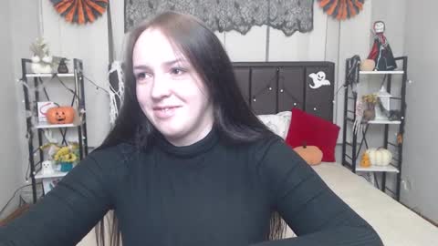 IsabelBlackberry online show from October 2025 06:08:01 AM