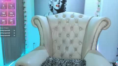 Isabel online show from June 2026 06:56:01 PM