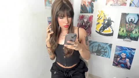 Snapshot of isabell_xstar chatting on January 2025 12:19:02 AM isa 3 online show from January 2025 12:19:02 AM