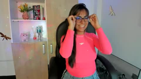 Snapshot of isabella22_1 chatting on February 2025 12:11:01 PM Isabella22 1 online show from February 2025 12:11:01 PM