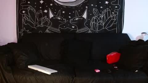    online show from November 2025 12:13:02 AM