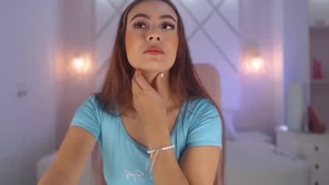 Isa  online show from October 2025 03:31:02 PM