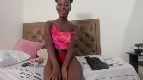 Isabella online show from February 2026 06:00:02 PM