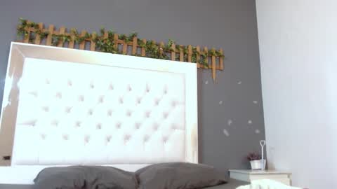 Snapshot of isabella_brown19 chatting on October 2025 02:53:02 AM ISABELLA online show from October 2025 02:53:02 AM