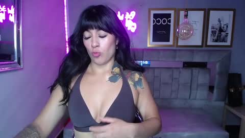 Snapshot of isabella_collen_v chatting on March 2025 12:50:02 PM Hi Stream 800am to 200pm online show from March 2025 12:50:02 PM