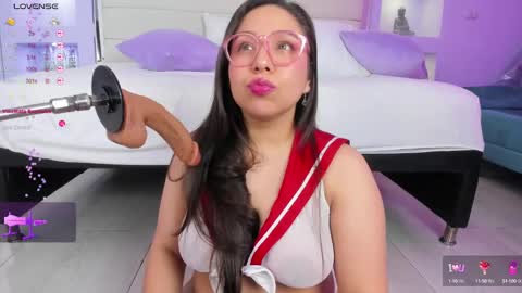 Isa online show from February 2025 03:29:02 AM