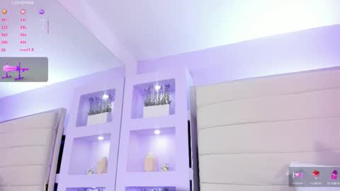 Isa online show from November 2025 04:25:02 AM