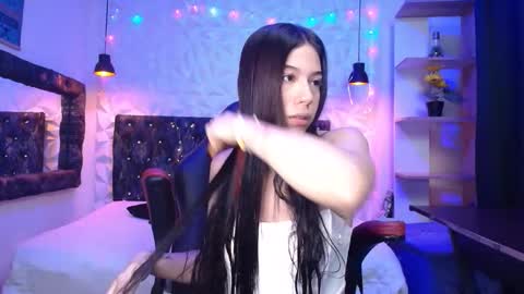 Snapshot of isabella_dl chatting on January 2025 12:13:01 PM isabella dl online show from January 2025 12:13:01 PM