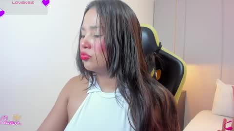 Snapshot of isabella_florez22 chatting on May 2026 02:07:02 AM Isabel florez online show from May 2026 02:07:02 AM