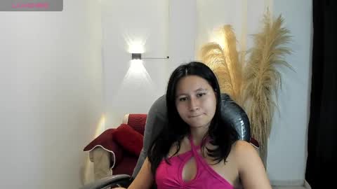 Isabella online show from June 2026 01:39:01 AM