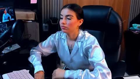 ISABELLA online show from June 2026 08:14:02 PM