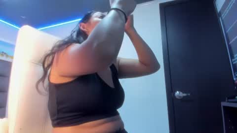 isabella_js_ online show from August 2026 12:19:01 PM