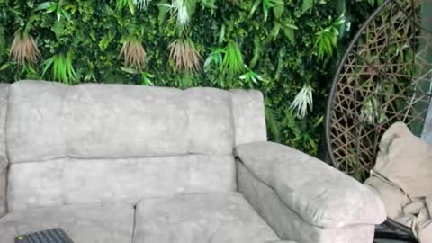 Snapshot of isabella_kovaa chatting on September 2025 01:44:02 PM Isa online show from September 2025 01:44:02 PM