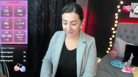 Snapshot of isabella_lt chatting on February 2025 08:48:02 PM online show from February 2025 08:48:02 PM