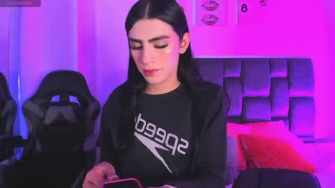 Snapshot of isabella_moon9 chatting on April 2026 12:37:01 PM Isabella Moon9 online show from April 2026 12:37:01 PM