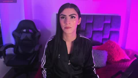 Snapshot of isabella_moon9 chatting on April 2026 11:38:01 AM Isabella Moon9 online show from April 2026 11:38:01 AM