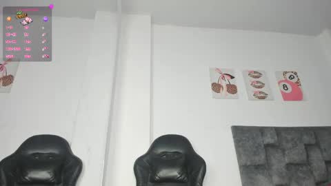 Snapshot of isabella_moon9 chatting on May 2026 11:27:02 AM Isabella Moon9 online show from May 2026 11:27:02 AM