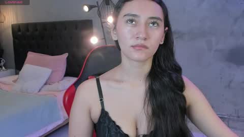 Isabella Nowa online show from April 2026 11:26:02 AM