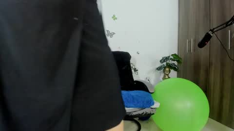 Isabella online show from May 2026 05:45:01 AM