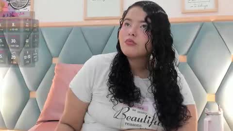 Snapshot of isabella_walton_ chatting on October 2025 11:11:02 AM Bella online show from October 2025 11:11:02 AM