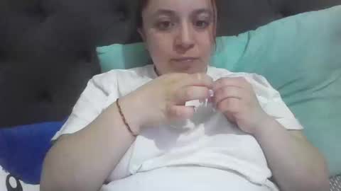 isabellaa_hills_ online show from September 2025 03:27:02 PM