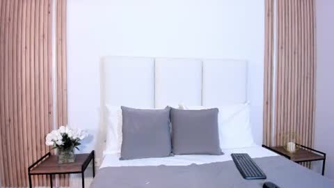 isabellaabliss online show from July 2026 07:01:01 PM