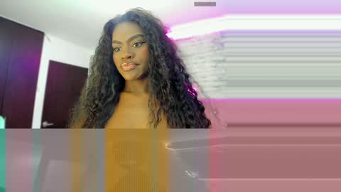 Snapshot of isabellabroms21 chatting on December 2024 03:49:02 PM v online show from December 2024 03:49:02 PM