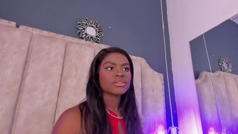 Snapshot of isabellabroms21 chatting on January 2025 09:06:01 PM v online show from January 2025 09:06:01 PM