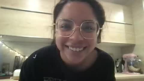 Snapshot of isabellaelizabeth chatting on March 2026 03:28:01 PM isabellaelizabeth online show from March 2026 03:28:01 PM