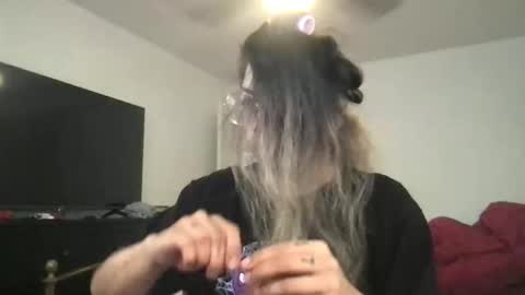 Snapshot of isabellaelizabeth chatting on April 2026 08:14:02 PM isabellaelizabeth online show from April 2026 08:14:02 PM