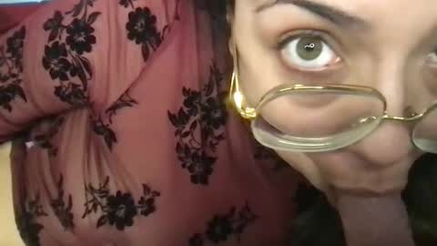 Snapshot of isabellaelizabeth chatting on April 2026 10:12:02 PM isabellaelizabeth online show from April 2026 10:12:02 PM