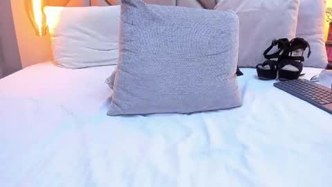 isabellafoox online show from April 2026 01:34:02 PM