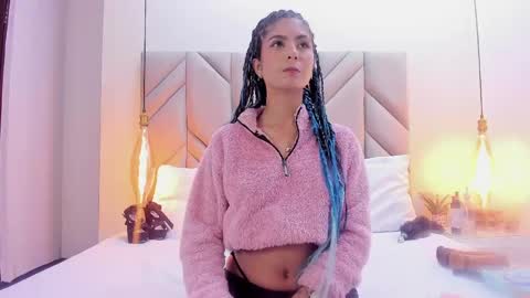 Snapshot of isabellafoox chatting on May 2026 01:19:01 PM isabellafoox online show from May 2026 01:19:01 PM