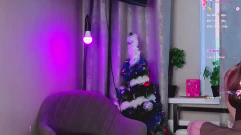 Hi Im Bella online show from December 2025 09:48:01 AM