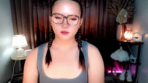 isabel online show from September 2025 05:01:02 PM