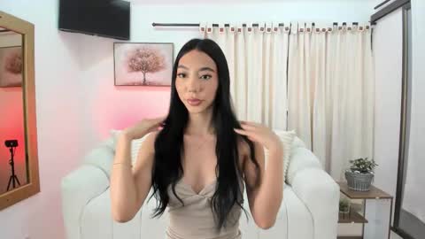 ISABELLA  online show from February 2026 01:49:01 PM