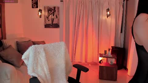 ISABELLA  online show from August 2026 04:09:02 PM