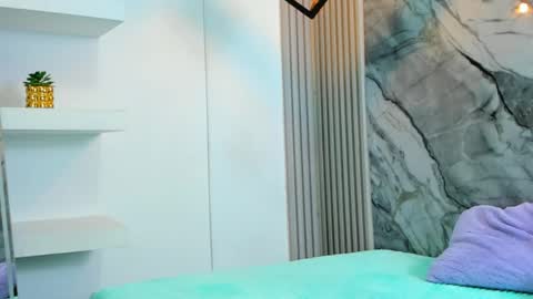 isabellamonet online show from April 2026 07:20:02 PM