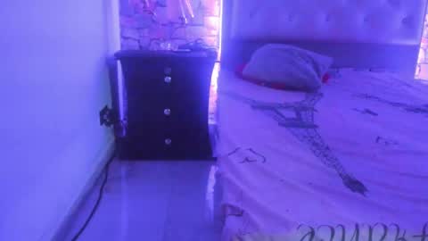 Snapshot of isabellamoons chatting on March 2025 05:52:02 AM Isabella anal squirt latina colombian paisa online show from March 2025 05:52:02 AM