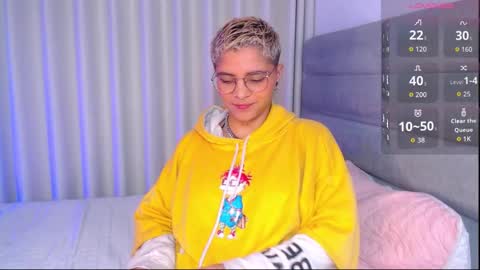 Snapshot of isabellamoutt chatting on November 2025 12:44:01 AM Isabella Mout online show from November 2025 12:44:01 AM