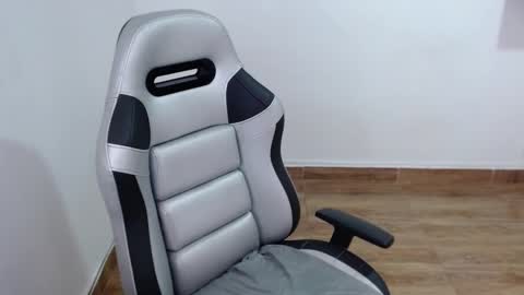 Isa online show from February 2026 07:12:01 PM