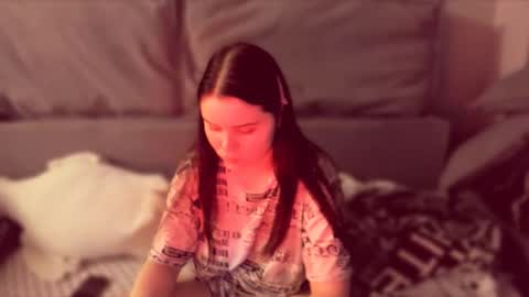 Isabella online show from September 2025 04:34:01 PM