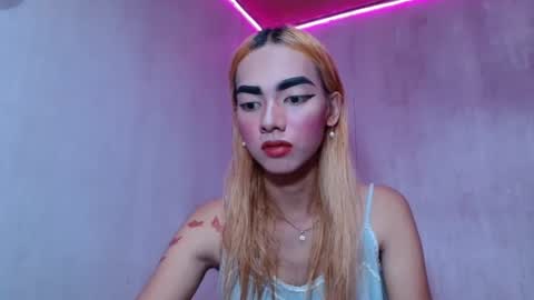 isabellatx online show from April 2026 05:49:02 AM