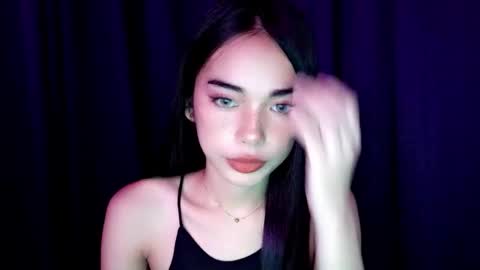 Isabelle online show from November 2025 02:06:02 PM