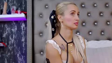 Snapshot of isabelleethan chatting on February 2025 02:39:02 AM IsabelleEthan online show from February 2025 02:39:02 AM