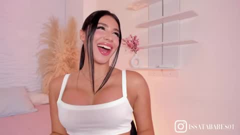 Snapshot of isabellefoxx chatting on May 2026 09:53:02 PM Isa online show from May 2026 09:53:02 PM