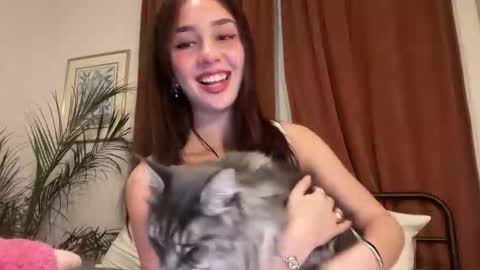 Isabelle online show from January 2026 03:42:02 AM